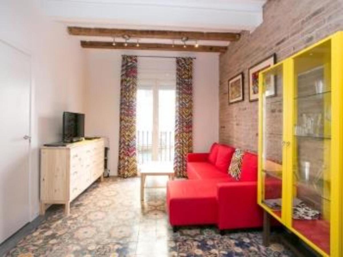 La Meva Llar Salva-64 Apartment Барселона Екстериор снимка