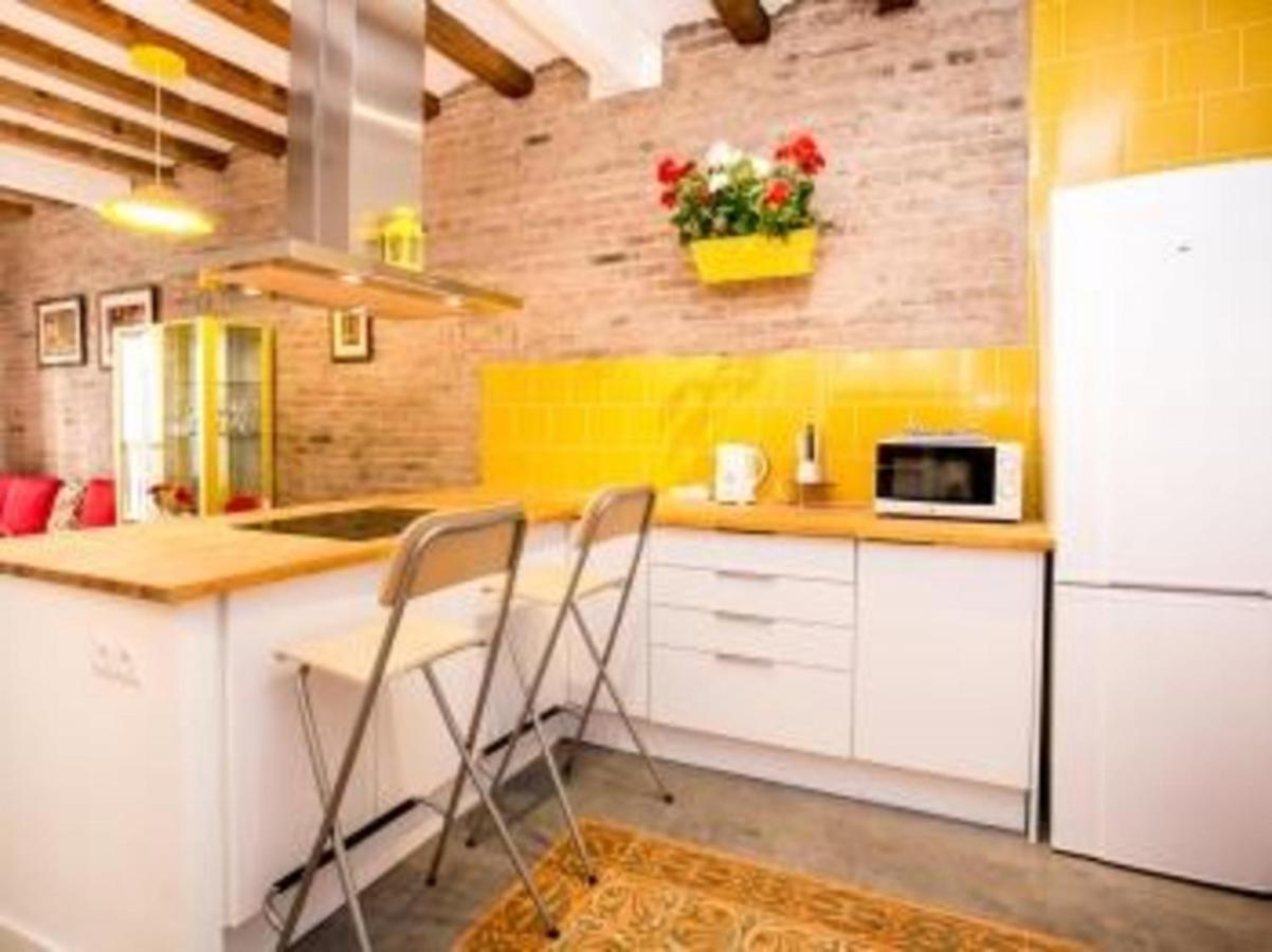 La Meva Llar Salva-64 Apartment Барселона Екстериор снимка